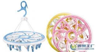 晾曬生活，細節(jié)之美 家居塑料用品中的曬衣架與襪子架